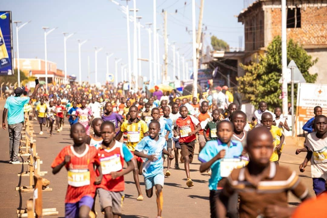 Youth runners in action
